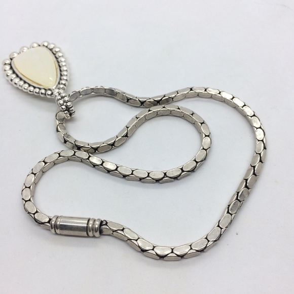 3/$30 MOTHER OF PEARL MOP STATEMENT SILVER TONE PENDANT CLIP ON EARRING SET - Picture 14 of 17